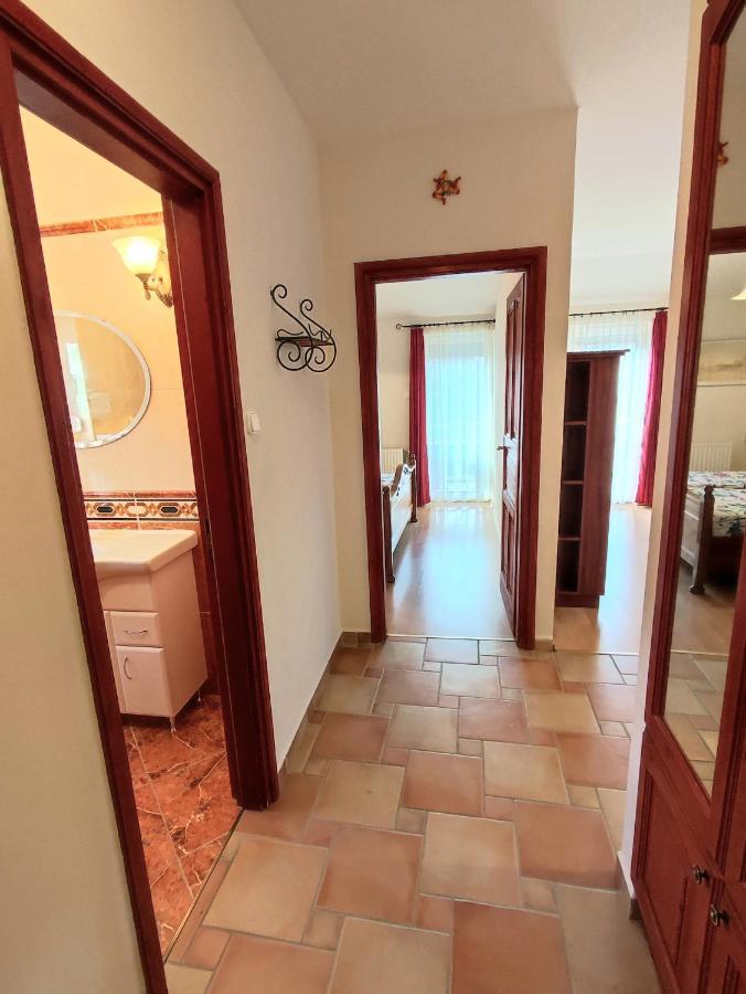 Arnyas Apartmanhaz Balatonlelle Exterior photo